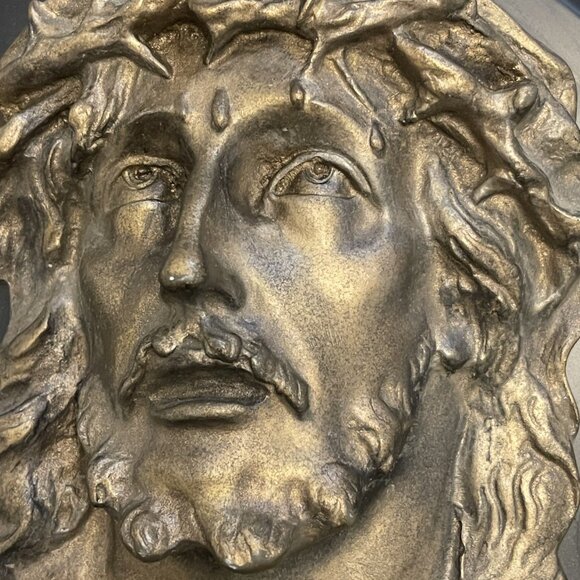 Crown of Thorns Jesus Wall Plaque - Crucified Christ - Picture 5 of 5